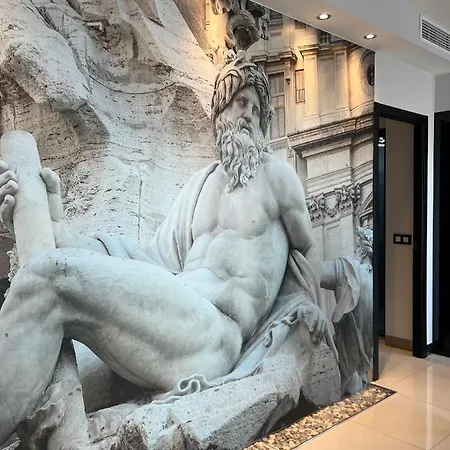 Casa Clock House Banus アパート