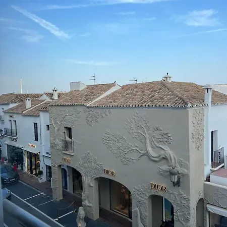 Casa Clock House Banus * Marbella