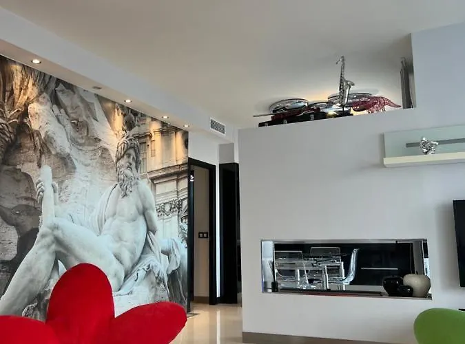 Casa Clock House Banus